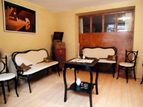 Emperatriz Guest House